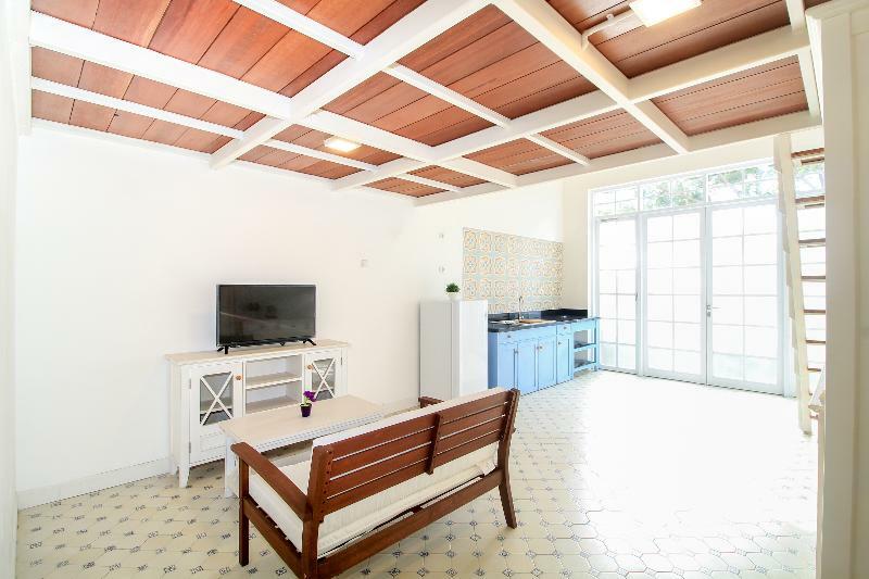 Oyo 204 Blessing Residence スラバヤ エクステリア 写真