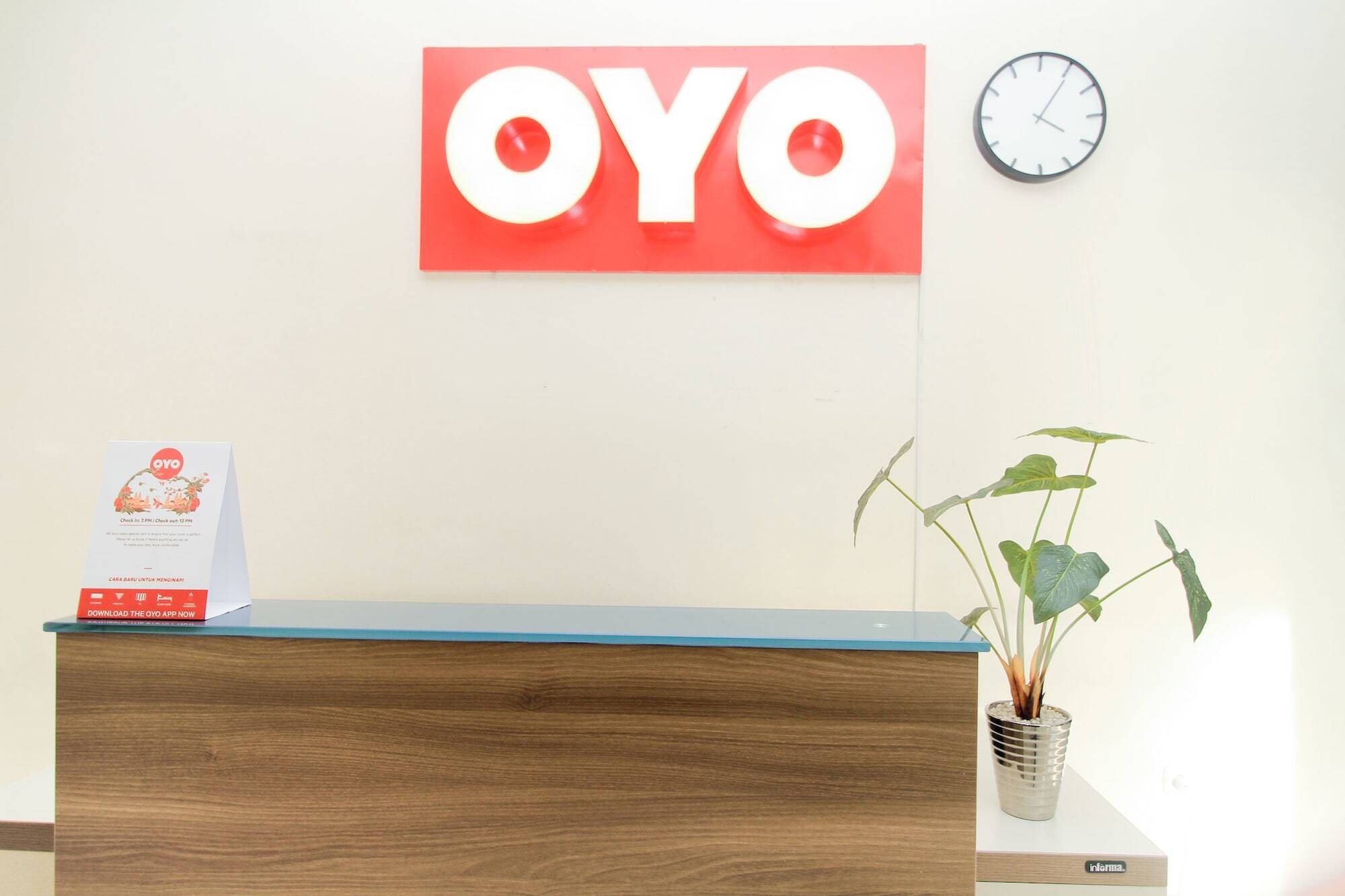 Oyo 204 Blessing Residence スラバヤ エクステリア 写真